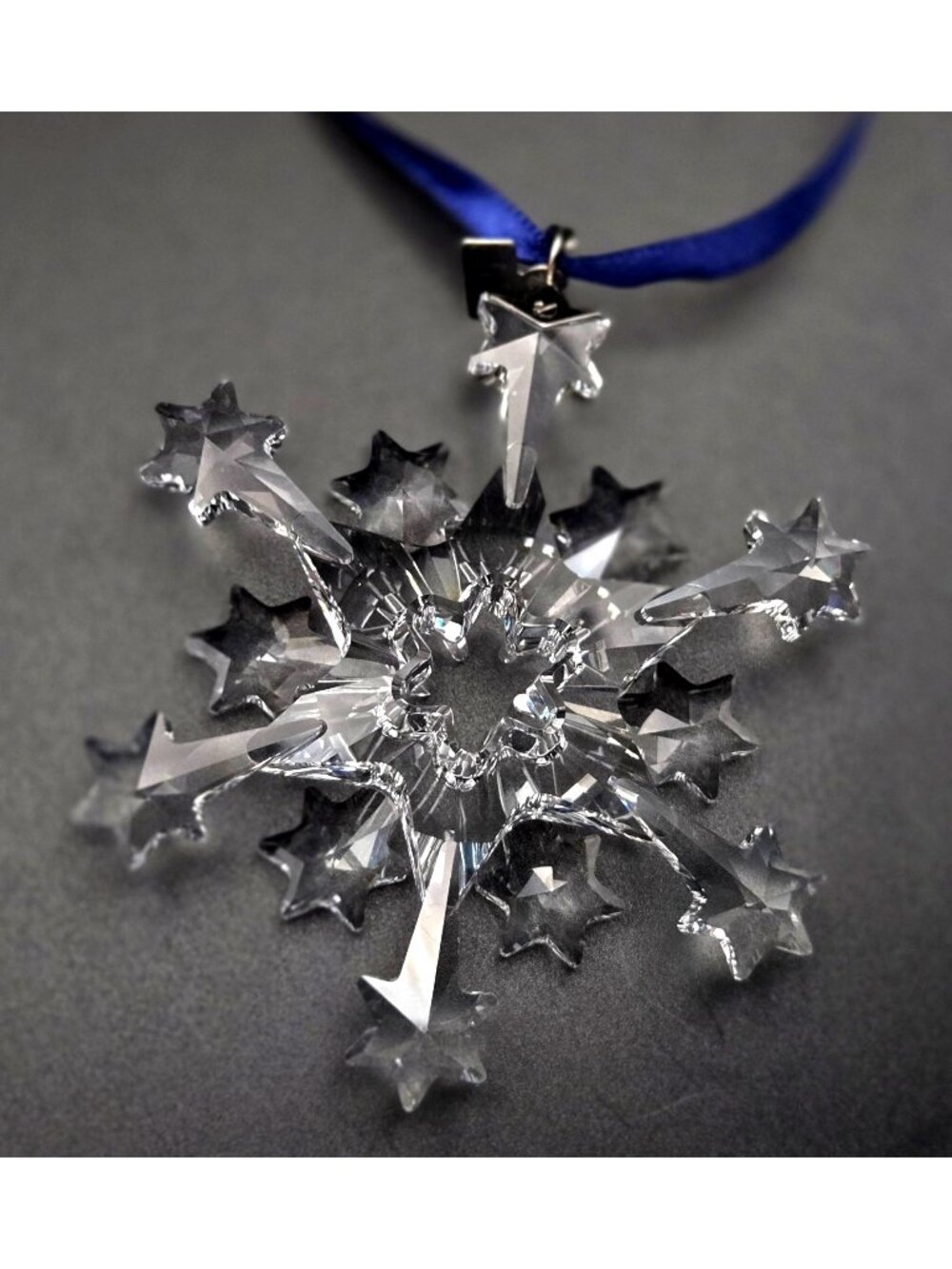 Swarovski 2004 Annual Snowflake Ornament With Blue Ribbon Crystal Star Accents 3